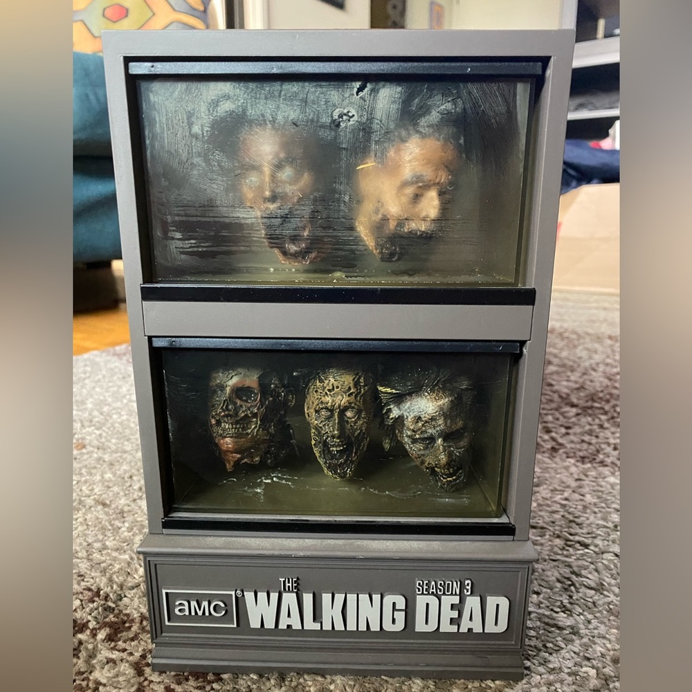 Special edition season 3 of the Walking Dead Blu-Ray and Zombie shelf